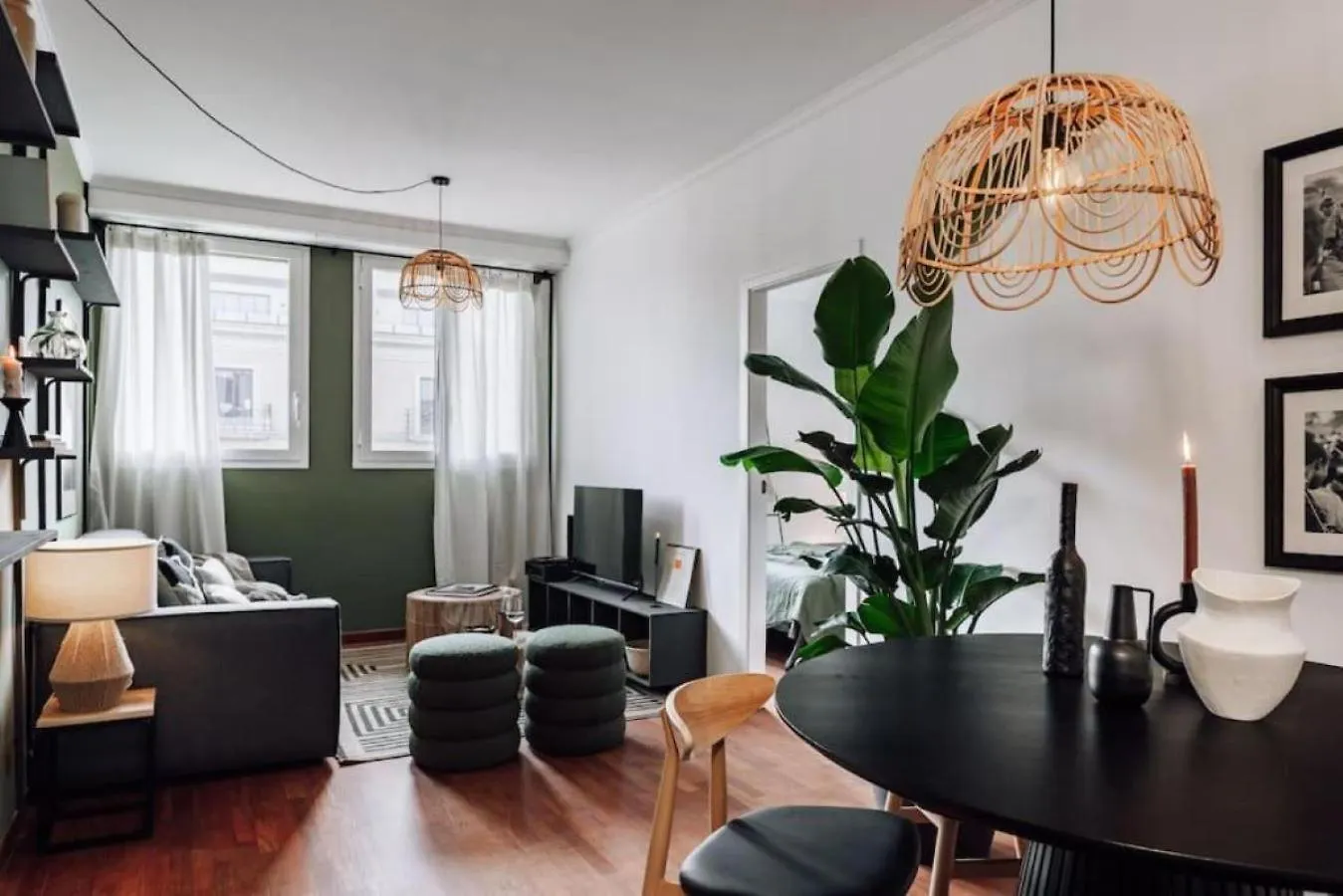 Apartment Kamina - 2 Bedroom In Passeig De Gracia Barcelona Spain