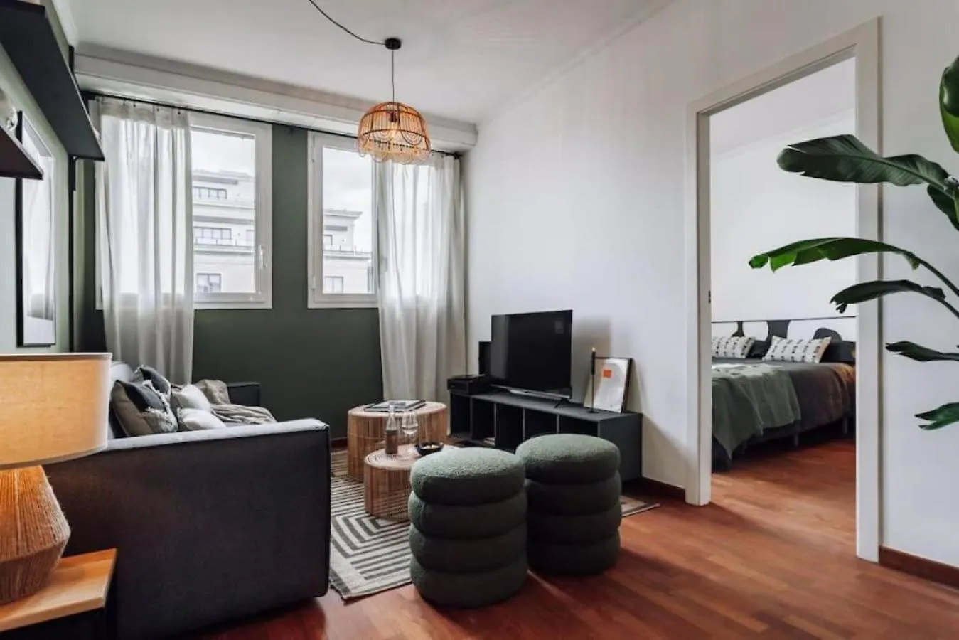 Apartment Kamina - 2 Bedroom In Passeig De Gracia Barcelona Spain